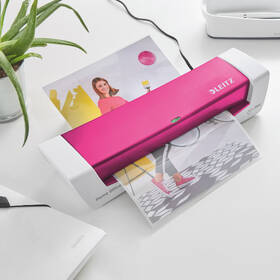 Laminátor Leitz iLAM Home Office A4, WOW růžový

 obrázek produktu 2 z 2