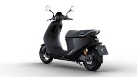 Elektroskútr Segway E300SE černý

 obrázek produktu 2 z 24