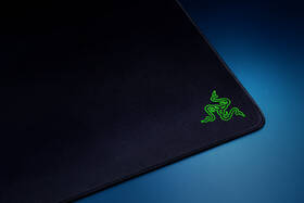 Podložka pod myš Razer Gigantus, 45,5 × 45,5 cm černá

 obrázek produktu 2 z 5