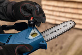 Řetězová pila Bosch Professional GKE 18V-20 (bez baterie) 

 obrázek produktu 4 z 12