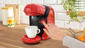 Kapslový kávovar Bosch TAS113E červený

 obrázek produktu 8 z 11
