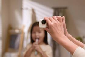 Lepicí podložka Insta360 GO Ultra (3 ks) průhledná

 obrázek produktu 3 z 3