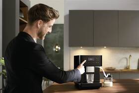 Automatický kávovar Miele CM 6160 černý

 obrázek produktu 5 z 5
