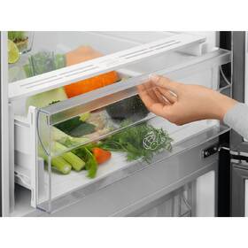 Chladnička s mrazničkou Electrolux LNT5ME36W1 bílá

 obrázek produktu 4 z 7