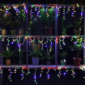 Vánoční osvětlení ColorWay vnitřní, 100 LED, 3× 0,6m, IP20, USB, vícebarevné 

 obrázek produktu 3 z 10