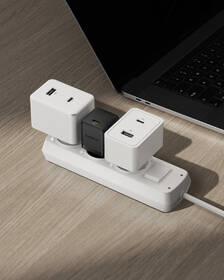 Nabíječka do sítě Baseus Palm 30W USB-C PD QC 3.0 černá barva
