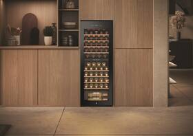Vinotéka Haier HWS56GDG černá barva
