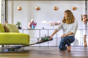 Tyčový vysavač Hoover HF920P 011 
