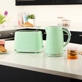 Rychlovarná konvice RUSSELL HOBBS 27364-70 zelená

 obrázek produktu 10 z 10