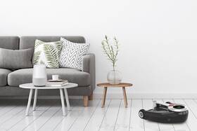 Robotický vysavač Hoover HGO710 011 
