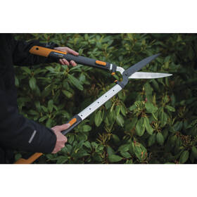 Nůžky na živý plot Fiskars A000009012 teleskopické HS86 

 obrázek produktu 2 z 4