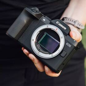 Digitální fotoaparát Canon R8 Mark II, tělo černý

 obrázek produktu 9 z 13