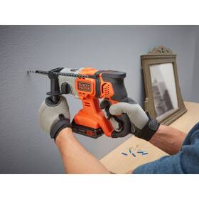 Kladivo Black-Decker BCD900D1S-QW (s baterií) 

 obrázek produktu 3 z 6