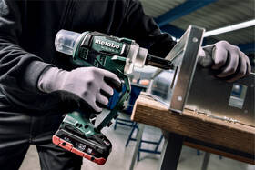 Pistole nýtovací Metabo 619002840 NP 18 LTX BL 5.0 (bez baterie) 

 obrázek produktu 2 z 3