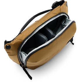 Brašna Peak Design Everyday Sling 6L (v2) Coyote 

 obrázek produktu 2 z 10
