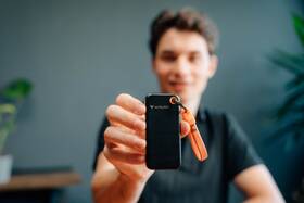 SSD externí Verbatim Pocket SSD 256GB černý/oranžový

 obrázek produktu 5 z 5