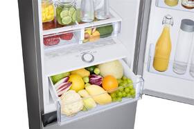 Chladnička s mrazničkou Samsung RB36T675CSA/EF stříbrná

 obrázek produktu 7 z 12