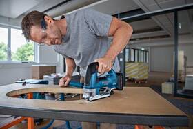 Přímočará pila Bosch Professional GST 18V-155 BC (bez baterie) 

 obrázek produktu 3 z 7
