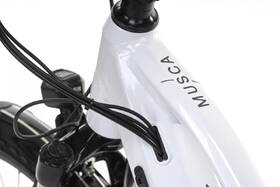 Elektrokolo EEZEE Musca MX Mid step 18“ bílá barva
