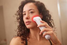Epilátor Philips Beauty BRE738/00 bílý

 obrázek produktu 6 z 9