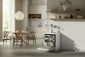 Myčka nádobí Miele G 7210 SC bílá

 obrázek produktu 7 z 9