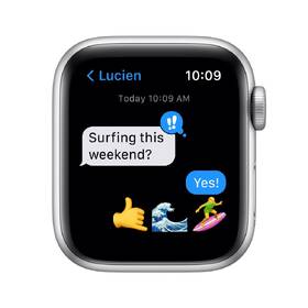 Chytré hodinky Apple GPS, 40mm pouzdro ze střírbného hliníku - platinový / černý sportovní řemínek 

 obrázek produktu 5 z 5