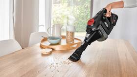 Tyčový vysavač Bosch BCS82PWR25 (s baterií) černý

 obrázek produktu 11 z 16