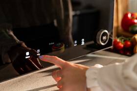 Mikrovlnná trouba Hisense H28SO1 Speed Oven 7in1 černá

 obrázek produktu 11 z 27