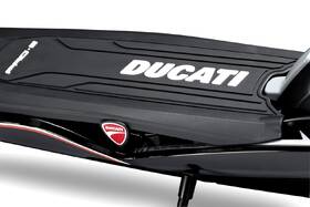 Elektrická koloběžka Ducati PRO-III 

 obrázek produktu 4 z 10
