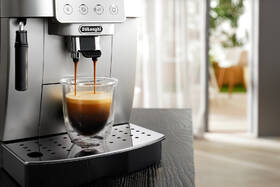 Espresso De'Longhi ECAM 220.31 SSB černá barva
