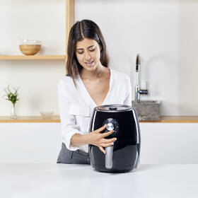 Fritéza horkovzdušná Black+Decker BXAF2500E černá

 obrázek produktu 5 z 9