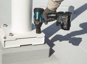 Utahovák rázový Makita TW007GZ 1/2"Li-ion XGT 40V (bez baterie) 

 obrázek produktu 1 z 3