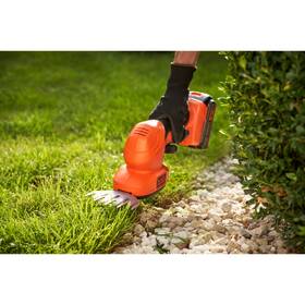 Nůžky na trávu Black-Decker BCSS18D1-QW (s baterií) 

 obrázek produktu 2 z 4
