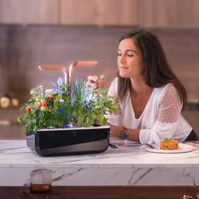 Chytrý květináč Véritable SMART černý/měděný

 obrázek produktu 7 z 9