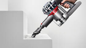 Tyčový vysavač Dyson V7 Advanced stříbrný

 obrázek produktu 3 z 12