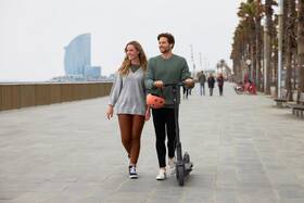Elektrická koloběžka Segway MAX G30E II 

 obrázek produktu 12 z 12