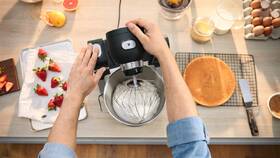 Kuchyňský robot Bosch MUMS6ZS00 černý/nerez

 obrázek produktu 18 z 29