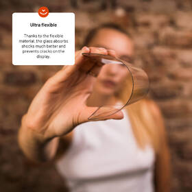 Tvrzené sklo FIXED Armor s Anti-dust aplikátorem na Apple iPhone 15 Plus/16 Plus černá barva
