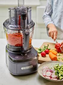 Kuchyňský robot Cuisinart FP1300BE 

 obrázek produktu 10 z 13