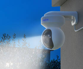 IP kamera Reolink E1 Outdoor bílá barva
