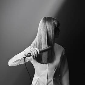 Žehlička na vlasy Rowenta SF161LF0 Karl Lagerfeld 

 obrázek produktu 7 z 12