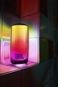 Přenosný reproduktor JBL Pulse 5 černá barva
