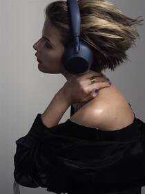 Sluchátka Sony WH-1000XM6, Noise Cancelling modrá

 obrázek produktu 8 z 8