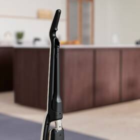 Tyčový vysavač Electrolux WQ61-44SW 

 obrázek produktu 6 z 9