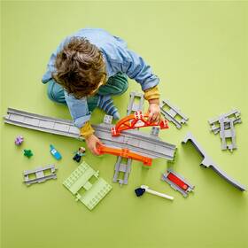 Stavebnice LEGO® DUPLO® 10426 Železniční most a koleje – rozšiřující sada 

 obrázek produktu 5 z 9