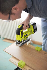 Přímočará pila Ryobi R18JS-0 (bez baterie) 

 obrázek produktu 1 z 3