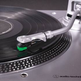 Gramofon Audio-technica AT-LP120XUSB černý

 obrázek produktu 3 z 3
