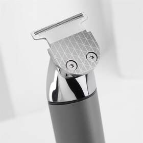 Zastřihovač vousů BaByliss T996E 

 obrázek produktu 4 z 9