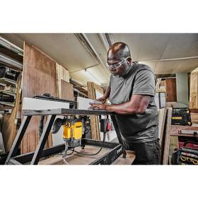 Frézka horní Dewalt DWE627KT 2 300W 

 obrázek produktu 5 z 8