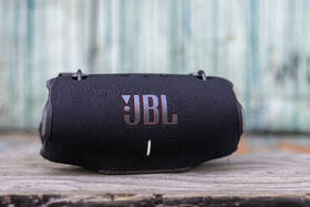 Přenosný reproduktor JBL XTREME 4 černá barva
